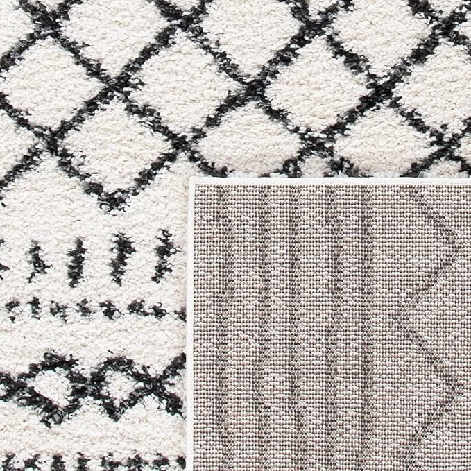 SAFAVIEH Arizona Shag Collection Runner Rug - 2'3" x 6', Ivory & Black, Moroccan Design, Non-Shedding & Easy Care, 1.6-inch Thick Ideal for High Traffic Areas in Living Room, Bedroom (ASG741Z)