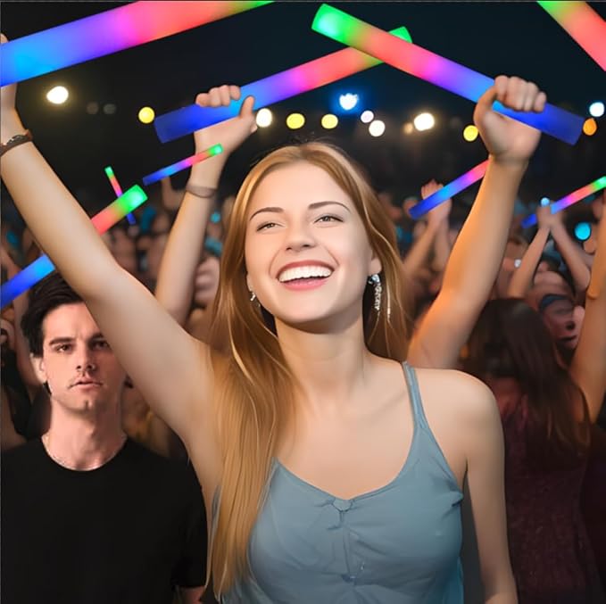 280 PCS Glow in the Dark Party Supplies 20 PCS Foam Glow Sticks 20 PCS LED Glasses 40 PCS Finger Lights 200 PCS Glow Sticks Bracelets Neon Glow Party Favors Christmas Wedding Birthday Concert New Year