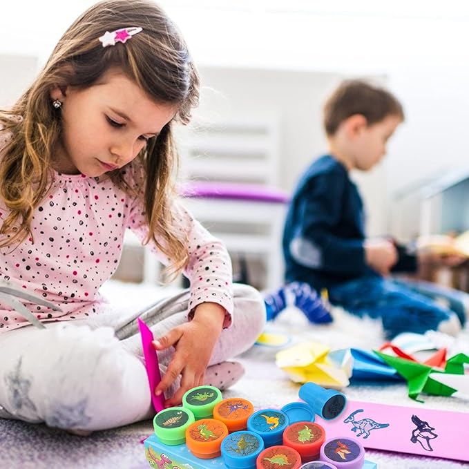 30 Pieces Animal Stampers for Kids Dinosaur Ocean Life and Zoo Animal Stampers Self Inking Stamps for Kids Birthday Gift, Party Supplies, Teacher Stamps