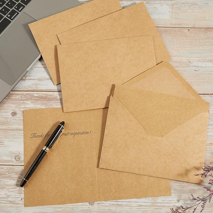 50 Pack Kraft A7 Envelopes with Cards 5x7 Thick Folded Cardstock and Gold Stickers for Greeting Cards, Wedding, Birthday, Invitations, Baby Showers (Kraft Paper, 5x7)