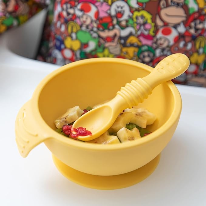 Bumkins Baby Bowl, Silicone Feeding Set with Suction for Baby and Toddler, Includes Spoon and Lid, First Feeding Set, Training Essentials for Baby Led Weaning for Babies 4 Months Up, Pineapple