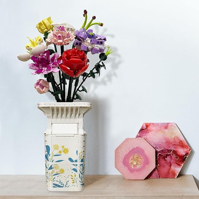 Adults Flowers Bouquet Building Set for Women, 10 Artificial Flowers, with Blocks Vase (730 Pcs)