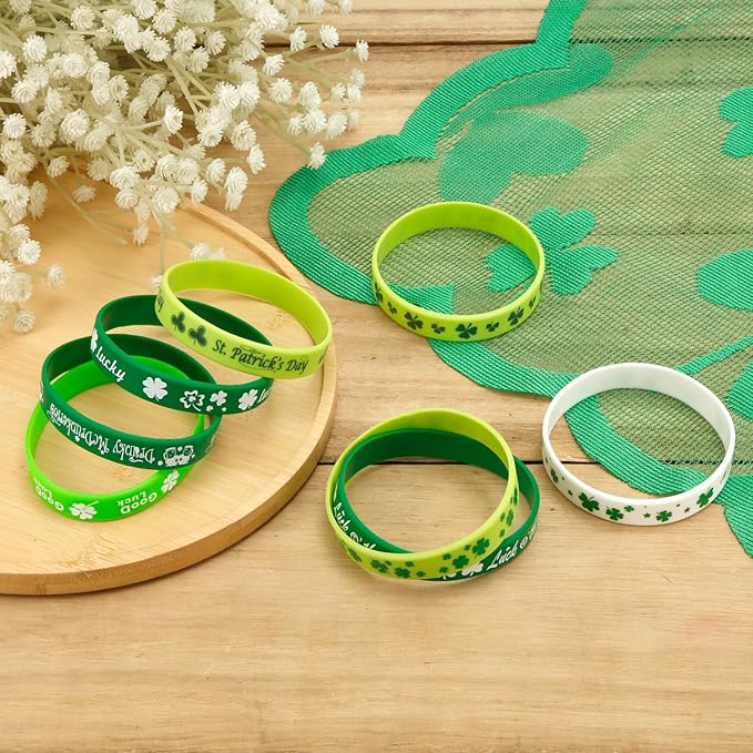 80pcs St. Patrick's Day Bracelets, Rubber St. Patrick's Day Wristbands Green Irish Silicone Wristband Shamrock Rubber Bracelets for Party Favors Holiday Supplies
