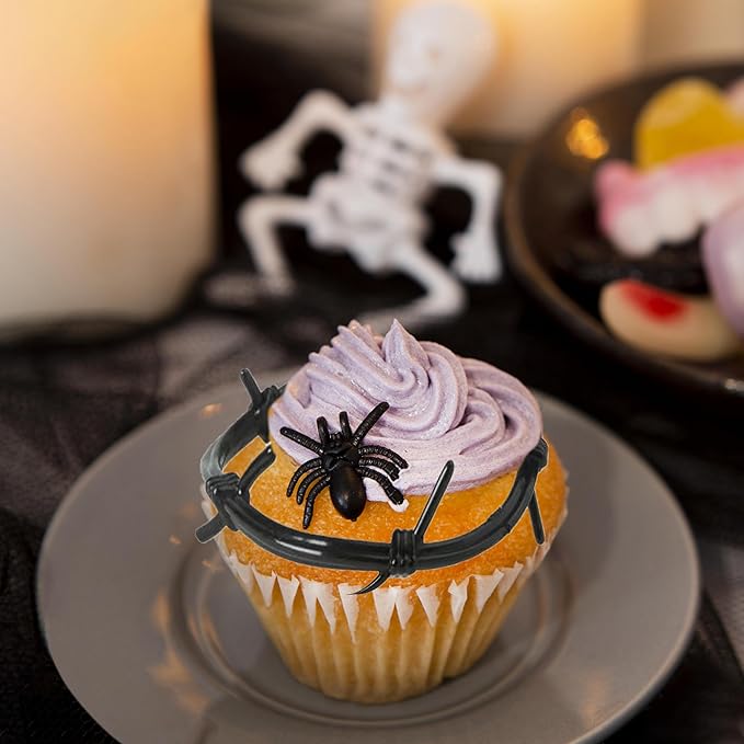 Novelty Barbed Wire Bracelets for Kids - Rodeo Cowboy Western Theme Party Favors - Barbed Wire Decoration Cowboy Western Party Decor - 36 Pcs Novelty Party Favor Bracelets (Plastic)