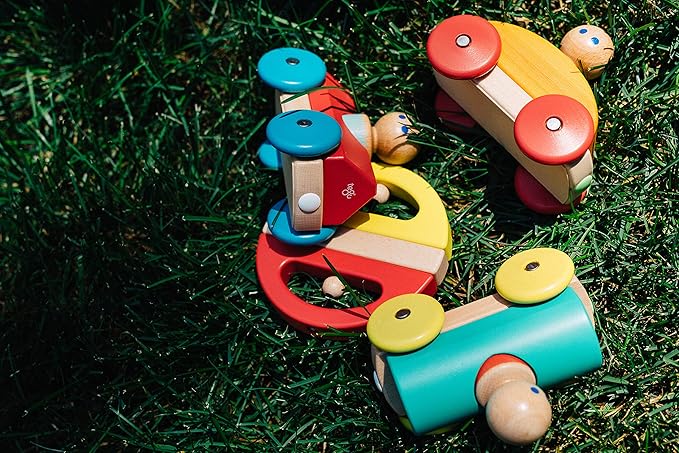 3 Piece Tegu Magnetic Racer Building Block Set, Poppy Big Top
