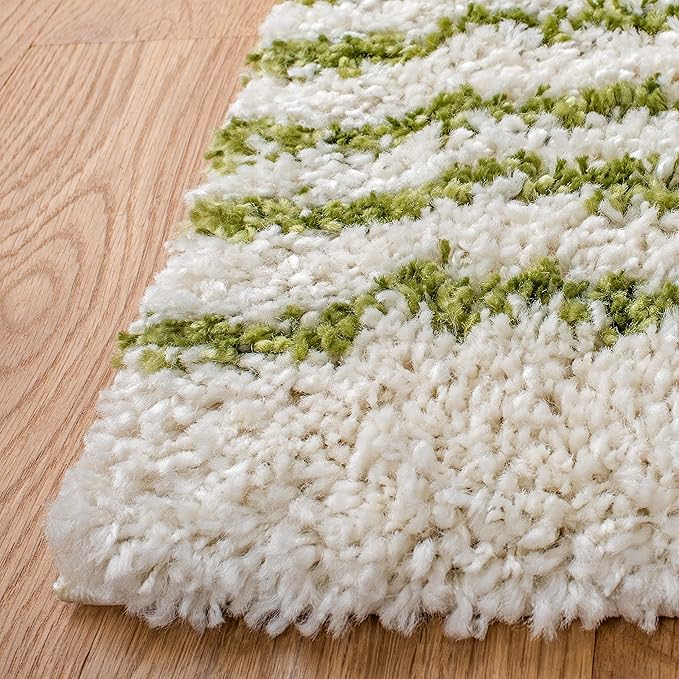 SAFAVIEH Arizona Shag Collection Runner Rug - 2'3" x 8', Ivory & Green, Moroccan Design, Non-Shedding & Easy Care, 1.6-inch Thick Ideal for High Traffic Areas in Living Room, Bedroom (ASG741Y)